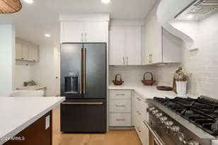 9760 E Caron St, Scottsdale, AZ 85258 - Photo 12