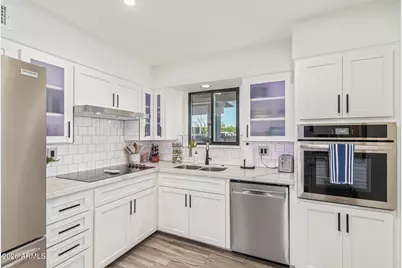 8344 E Hazelwood Street, Scottsdale, AZ 85251 - Photo 18