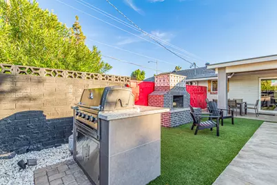 8344 E Hazelwood Street, Scottsdale, AZ 85251 - Photo 38