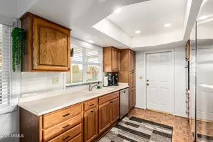 11113 W Palmeras Dr, Sun City, AZ 85373 - Photo 10