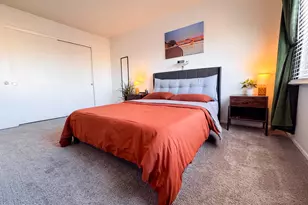 948 S Alma School Rd, Mesa, AZ 85210 - Photo 16