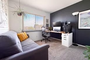 948 S Alma School Rd, Mesa, AZ 85210 - Photo 18