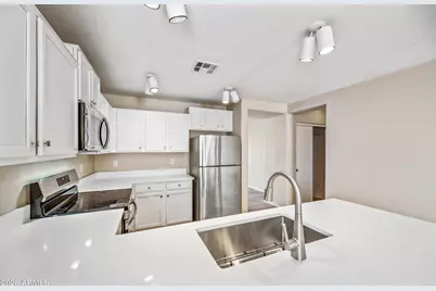 11579 W Oglesby Avenue, Youngtown, AZ 85363 - Photo 16