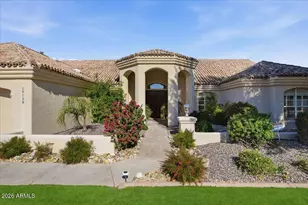 10136 E Aster Dr, Scottsdale, AZ 85260 - Photo 2
