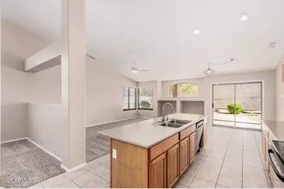 11765 S 174th Avenue, Goodyear, AZ 85338 - Photo 10