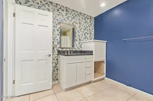 5730 N Scottsdale Rd, Paradise Valley, AZ 85253 - Photo 24