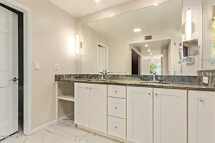 5730 N Scottsdale Rd, Paradise Valley, AZ 85253 - Photo 28