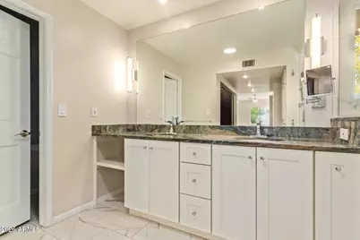 5730 N Scottsdale Road, Paradise Valley, AZ 85253 - Photo 34