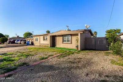 7518 W Whitton Avenue, Phoenix, AZ 85033 - Photo 2