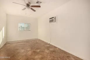 7518 W Whitton Ave, Phoenix, AZ 85033 - Photo 8