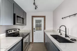 32225 N Center Street N, Wittmann, AZ 85361 - Photo 10