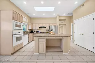 15808 W Heritage Dr, Sun City West, AZ 85375 - Photo 4