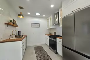 4234 N 2nd Dr, Phoenix, AZ 85013 - Photo 10