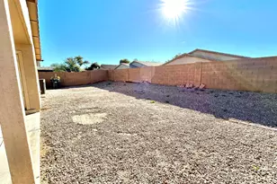 2127 W Burgess Ln, Phoenix, AZ 85041 - Photo 20