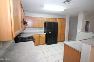 2127 W Burgess Ln, Phoenix, AZ 85041 - Photo 6