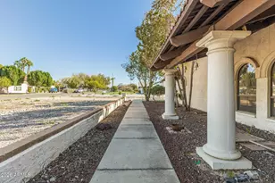 707 E Redfield Road E, Gilbert, AZ 85234 - Photo 8