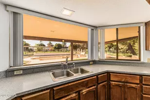 707 E Redfield Road E, Gilbert, AZ 85234 - Photo 14