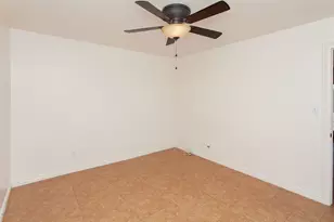 3228 W Lisbon Ln, Phoenix, AZ 85053 - Photo 30