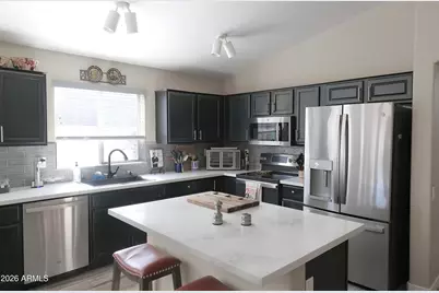 6101 S Four Peaks Place, Chandler, AZ 85249 - Photo 10