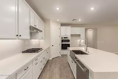 8624 N 176th Lane, Waddell, AZ 85355 - Photo 12