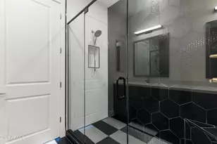 5250 E Deer Valley Dr, Phoenix, AZ 85054 - Photo 20