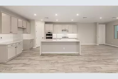 8628 N 176th Lane, Waddell, AZ 85355 - Photo 6