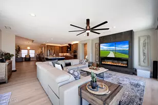 19745 N Mountain Sage Ln, Surprise, AZ 85374 - Photo 12