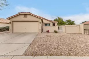1014 E Milada Dr, Phoenix, AZ 85042 - Photo 1