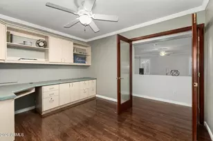 1014 E Milada Dr, Phoenix, AZ 85042 - Photo 12