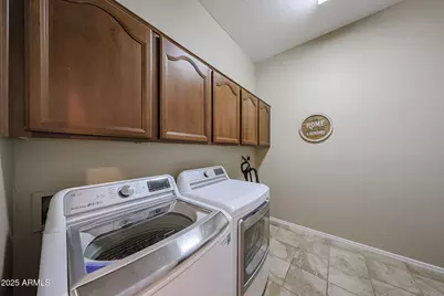 10465 E Knowles Avenue, Mesa, AZ 85209 - Photo 16
