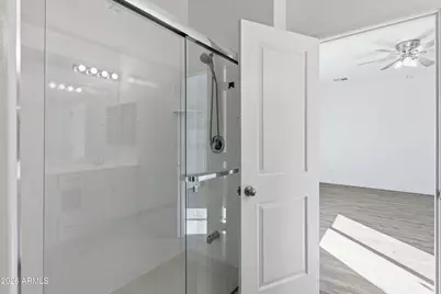 627 W Kerry Lane, Phoenix, AZ 85027 - Photo 40