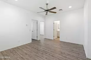 627 W Kerry Ln, Phoenix, AZ 85027 - Photo 36