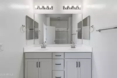 627 W Kerry Lane, Phoenix, AZ 85027 - Photo 38