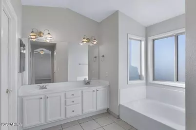 1272 W Swan Court, Chandler, AZ 85286 - Photo 12