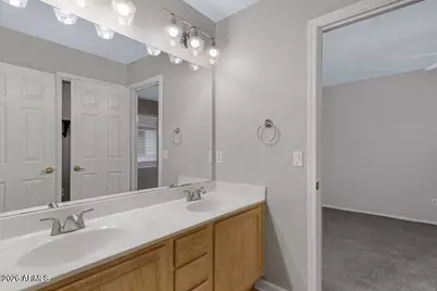 1272 W Swan Court, Chandler, AZ 85286 - Photo 8