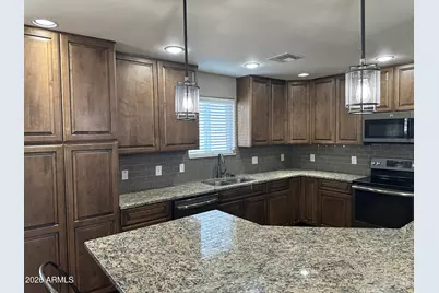 1059 W 5th Avenue, Apache Junction, AZ 85120 - Photo 4