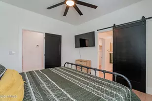 291 N Washington St, Chandler, AZ 85225 - Photo 26