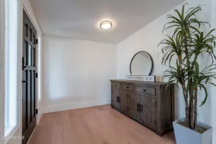 291 N Washington St, Chandler, AZ 85225 - Photo 4