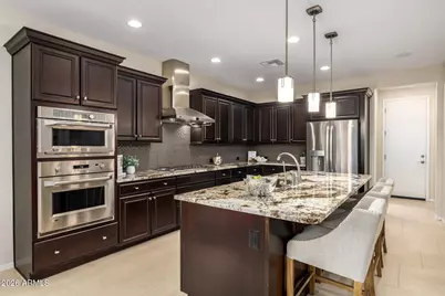 16748 W Holly Street, Goodyear, AZ 85395 - Photo 12