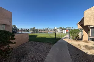 10828 N Biltmore Dr, Phoenix, AZ 85029 - Photo 2