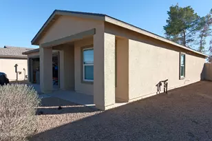 227 W Douglas Ave, Coolidge, AZ 85128 - Photo 4