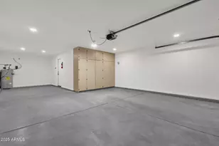 9019 W Acoma Dr, Peoria, AZ 85381 - Photo 8