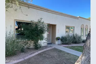 5830 N 83rd Street, Scottsdale, AZ 85250 - Photo 2