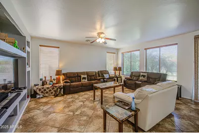 7419 S 25th Drive, Phoenix, AZ 85041 - Photo 30