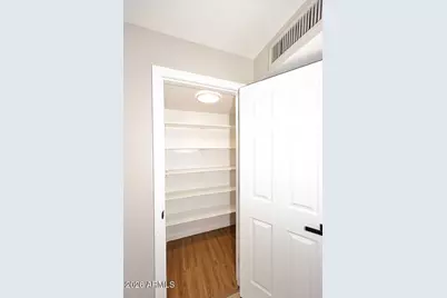 9015 N 55th Avenue, Glendale, AZ 85302 - Photo 20