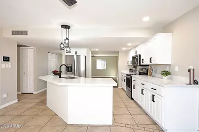 9015 N 55th Avenue, Glendale, AZ 85302 - Photo 12