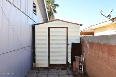9015 N 55th Avenue, Glendale, AZ 85302 - Photo 38