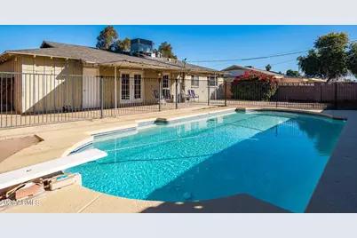 8303 E Glenrosa Avenue, Scottsdale, AZ 85251 - Photo 4