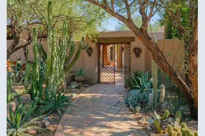 5507 N Palo Cristi Road, Paradise Valley, AZ 85253 - Photo 12