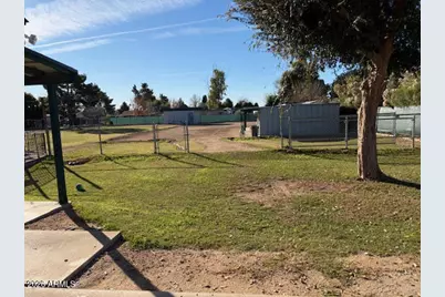 5401 W Paradise Lane, Glendale, AZ 85306 - Photo 2